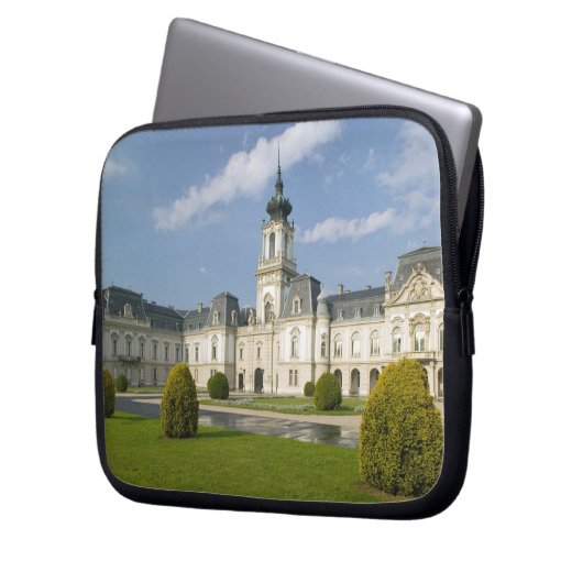 UNGARN, Plattensee-Region, KESZTHELY:2 Laptopschutzhülle (Vorderseite Links)