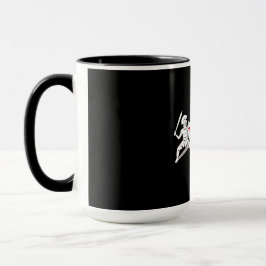 Ungeprüfte Spirituosen werden kräftig - Tasse aus 