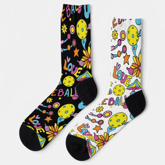 Ungerade 🤪, groovy, 90er, für coole Pickleballer  Socken (Linkes Detail)