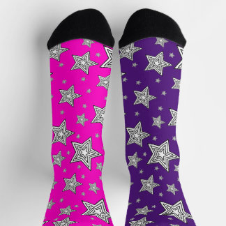 ungerade Socken mit Sternen