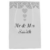 Ungewöhnliche hübsche personalisierte Hochzeitsges Mittlere Geschenktüte (Vorderseite)