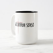 Ungewöhnlicher Sinn des Kreuzes Zweifarbige Tasse (Vorderseite Links)