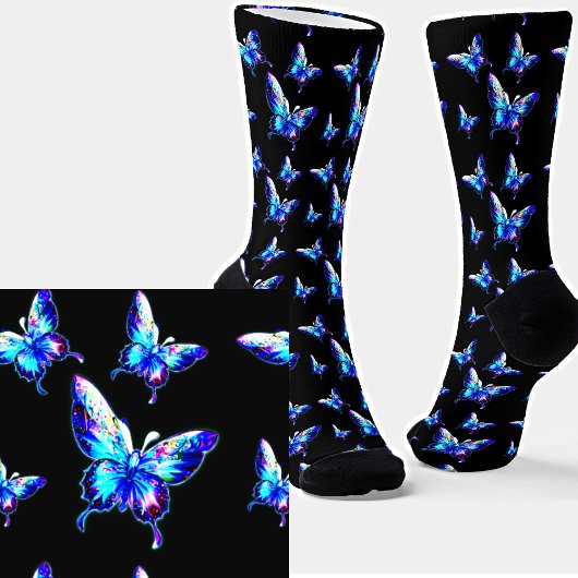 Unglaubliche blaue Schmetterlinge auf schwarz Socken