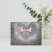 Unglaubliche Liebe fliegende Schweine Kiss Postkarte (Stehend Vorderseite)