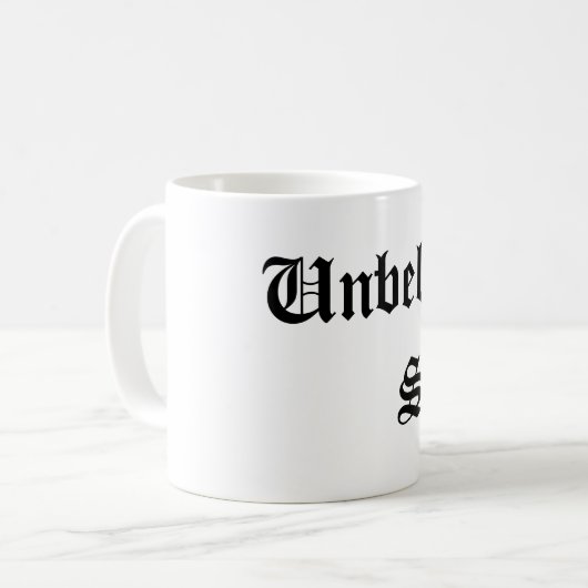 Unglaubliche Tasse mit weißem Milchkaffee (Vorderseite Links)