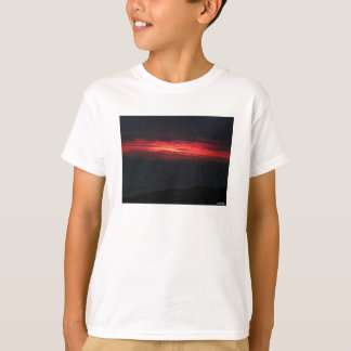 Unheimliche aber schöne Sonnenuntergänge T-Shirt