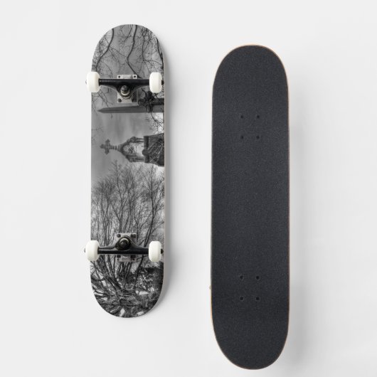 unheimlicher Friedhof Skateboard (Vorderseite)