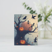 Unheimlicher Halloween-Baum Postkarte (Stehend Vorderseite)