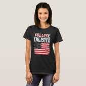 Uni als Soldier-U-Flagge eingetragen T-Shirt (Vorne ganz)