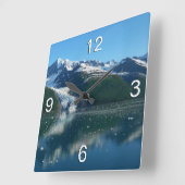 Uni Fjord II Schöne Alaska Fotografie Quadratische Wanduhr (Winkel)