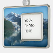 Uni Fjord II Schöne Alaska Fotografie Rahmen-Ornament Silber (Links)