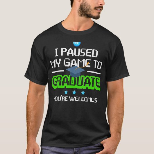 Uni oder High School Gamer Abschluss Geschenk T-Shirt (Vorderseite)