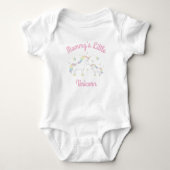 Unicorn Baby Shower Rainbow Pastel Baby Strampler (Vorderseite)
