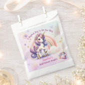 Unicorn Birthday Girl Lila Gold Rainbow Geschenktütchen (Ausgeschnitten)