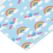 Unicorn Birthday Party Tischdecke (Schrägansicht)