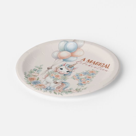 Unicorn Dreams Birthday Pappteller (Schrägansicht)