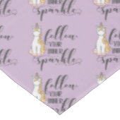 Unicorn Folgen Sie dem Party Ihres inneren Sparkel Tischdecke (Schrägansicht)
