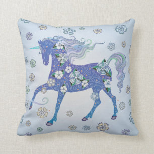 Unicorn hellblau in den Blumen Kissen