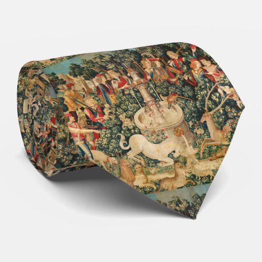 UNICORN IST GEFUNDEN / Springbrunnen und andere Ti Krawatte (Gerollt)