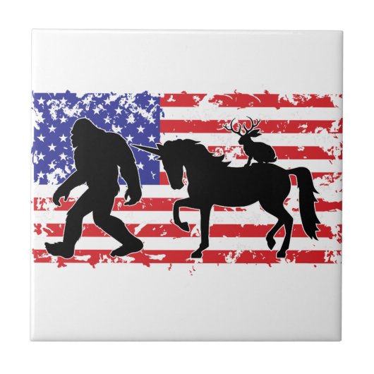 Unicorn, Jackalope, Bigfoot and the American Flag Fliese (Vorderseite)