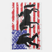 Unicorn, Jackalope, Bigfoot and the American Flag Geschirrtuch (Vertikal)