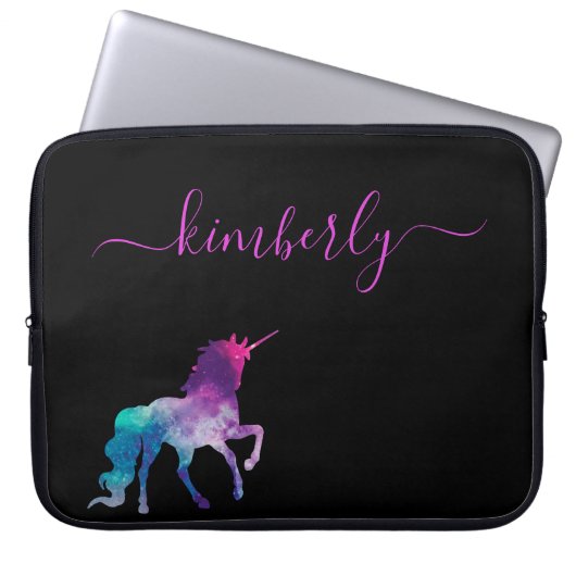 Unicorn lila schwarz-rosa Namensskript Laptopschutzhülle (Vorderseite)