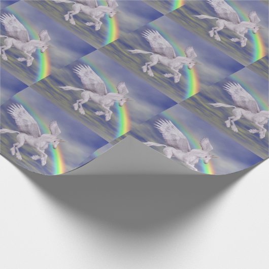 Unicorn über Regenbogen Geschenkpapier (Ecke)