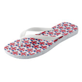 Union Jack Flag Colors Hearts Pattern Patriotic Badesandalen (Schrägansicht)