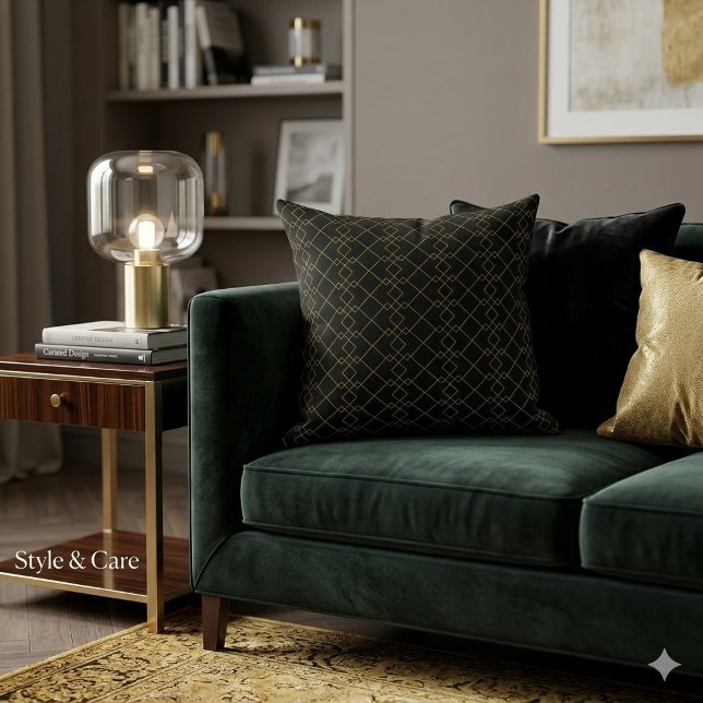 Unique Black Throw Pillow Featuring Gold Box Desig Kissen (Unique Black Throw Pillow Featuring Gold Box Design)