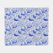 Unique Blue Toile Cocoa Chic Botanical Pattern Fleecedecke (Vorderseite (Horizontal))