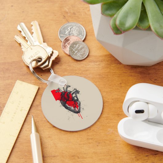Unique Red Splatter Human Heart Keychain Schlüsselanhänger (Schreibtisch)