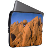 Unique Rock formation, Kalifornien Laptopschutzhülle (Vorne Rechts)