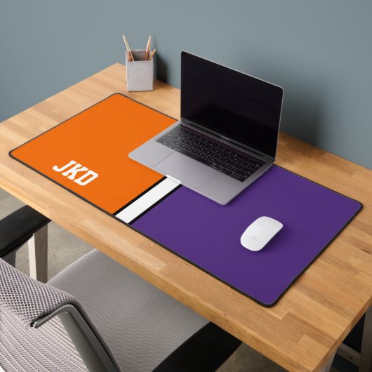 Unis Orange und Lila Monogramm Schreibtischunterlage (Büro 2)