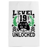 Unisex Kinderspiel Geburtstag 19 Jahre Mittlere Geschenktüte (Rückseite)