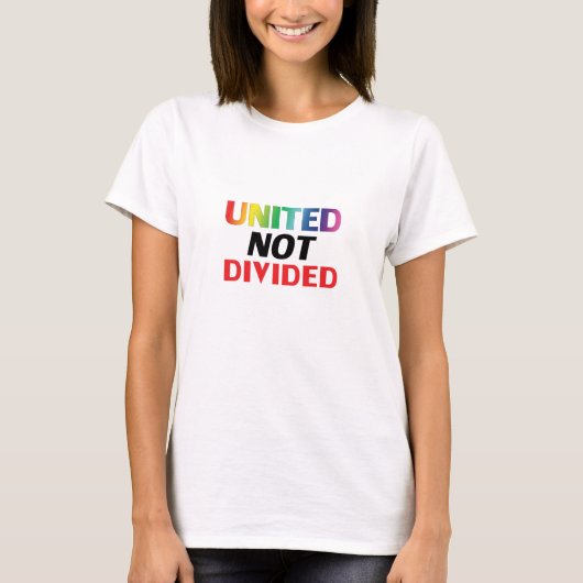 "United Not Divided" - lgbtq lgbt Regenbogenfarben T-Shirt (Vorderseite)