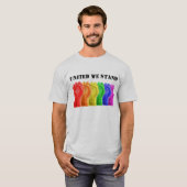 United We Stand Pride Fahne mit 3D-Faustgrafik T-Shirt (Vorne ganz)
