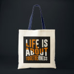 Unity Tote Bag - Das Leben dreht sich um Zusammeng Tragetasche<br><div class="desc">Tragen Sie eine Botschaft der Einheit und des Zusammenlebens mit dieser stilvollen Totentasche. Mit einem kühnen Design mit der Phrase 'Leben ist über Zusammensein' ist diese Tasche perfekt für jeden, der die Verbindung und Gemeinschaft schätzt. Aus hochwertigen Materialien hergestellt, ist es ideal für den täglichen Gebrauch, Einkäufe oder als Geschenk...</div>