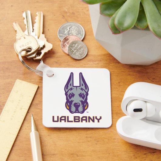 Universität Albany Great Danes Schlüsselanhänger (Schreibtisch)