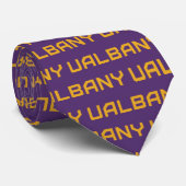 Universität Albany Wordmark Krawatte (Gerollt)