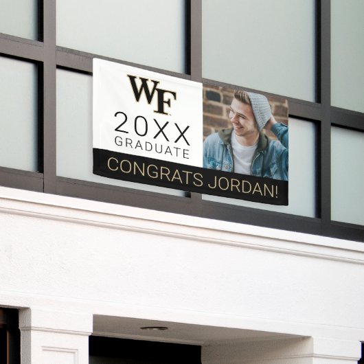 Universität weck Forest | WF Banner (Äußeres Gebäude)