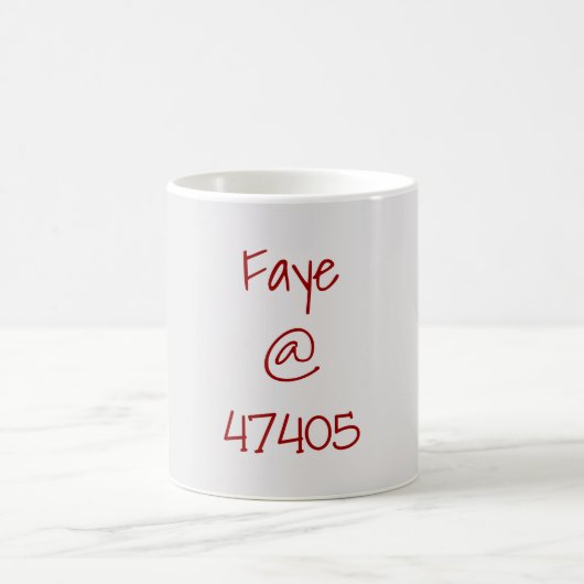 University Crimson Cream Zip Code Custom Kaffeetasse (Mittel)