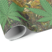 Unkrautleder im Wald Geschenkpapier (Rolleneckpunkt)