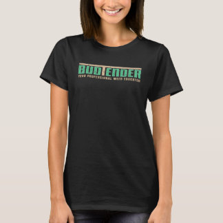 Unkrautpädagoge ein Buddner, der über Unkraut unte T-Shirt