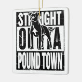 Unmittelbar neben dem Bahnhof Keramikornament (Links)