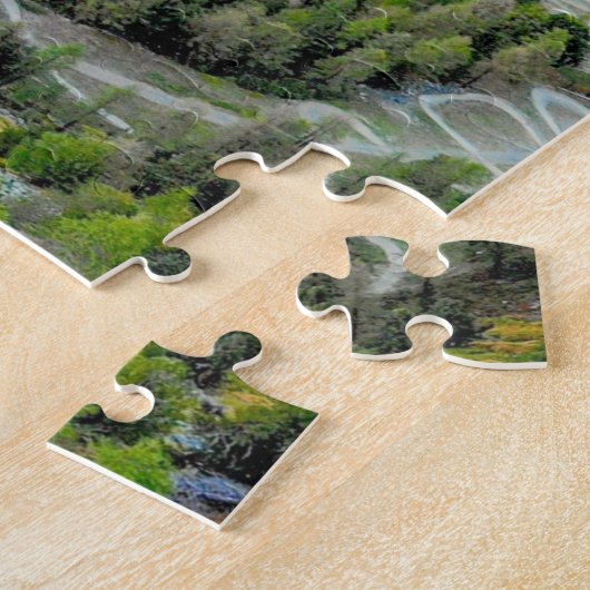 Unmögliches Rätsel - Blauer und Grüner Berg Puzzle (Seite)