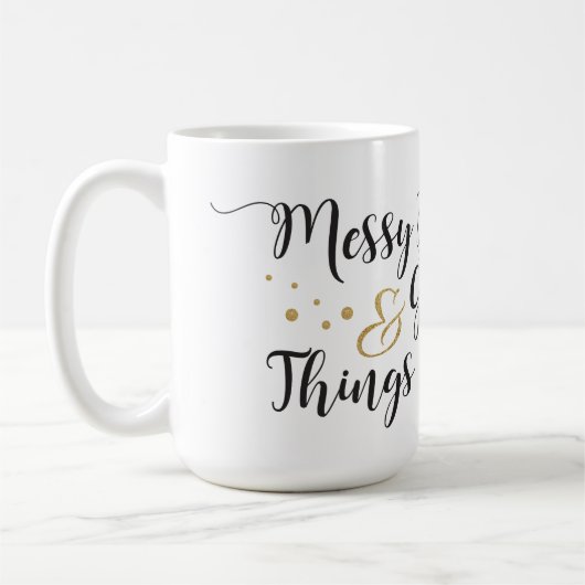 Unordentliche Brötchen-u. erhalten Sachen getan Kaffeetasse (Links)