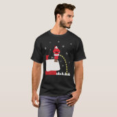 Unpassender Weihnachtsmann Klassischer T - Shirt (Vorne ganz)