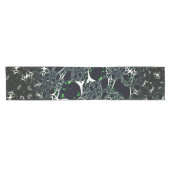 Unperfektes weißes Fraktal auf schwarzem Raum, ges Kurzer Tischläufer (Horizontal)