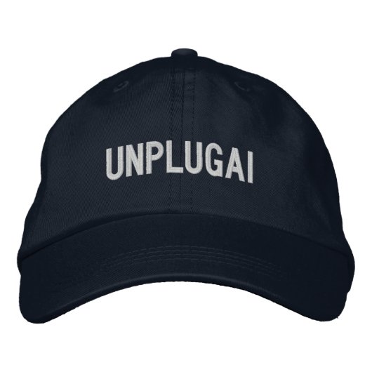 UNPLUGAI BESTICKTE BASEBALLKAPPE (Vorderseite)