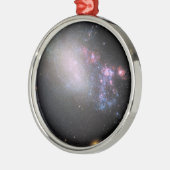 Unregelmäßige Galaxy Ngc 4485 Ornament Aus Metall (Links)